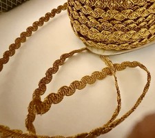 2 Meter Fine Gold Zari Cutwork