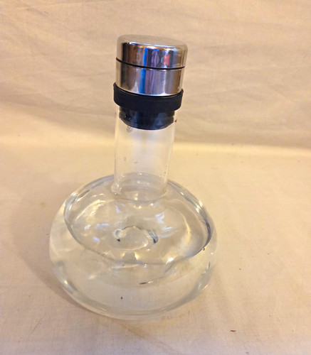 Unmarked clear glass round - clear,