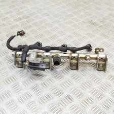 JAGUAR F-TYPE Coupe X152 2.0 i4 Fuel Rail H4P3-9G774-AC 221kw 2018