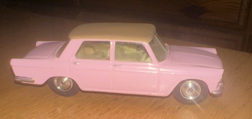 Corgi toys 232 fiat - 232, 2100