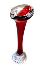 AN 8" TALL x 2.5" WIDE, 323g