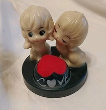 Kitsch Vintage Pin Cushion