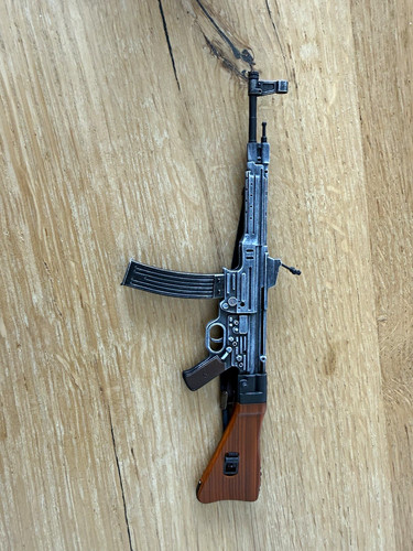 Scale rifle - scale,