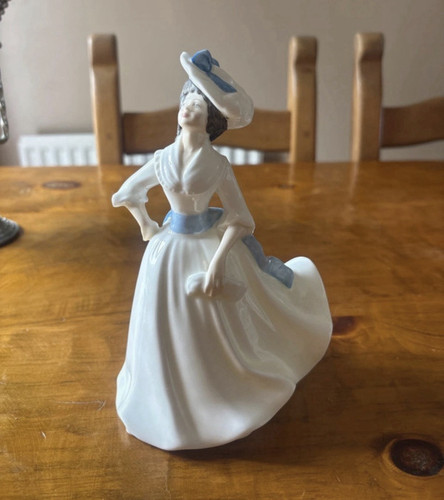 Royal doulton margaret - royal, hn