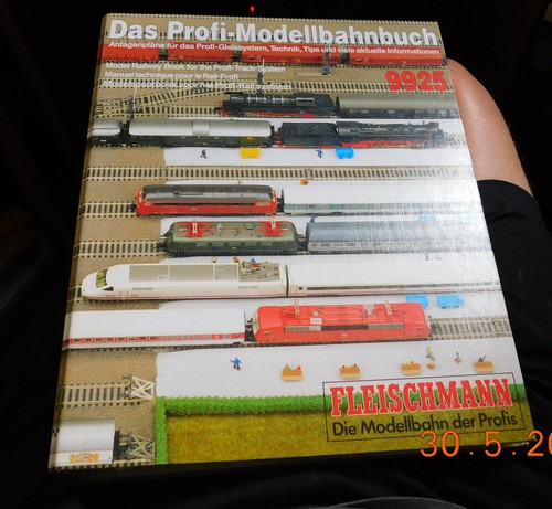 Fleischmann 9925 railway book - fleischmann,