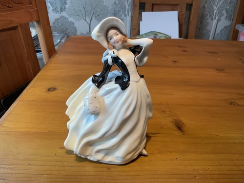 Royal doulton lady - doulton,