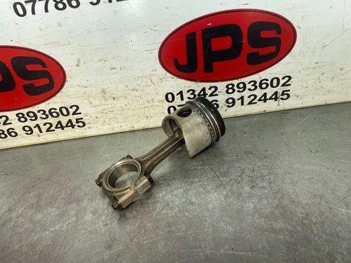 Piston with con rod iseki - with,