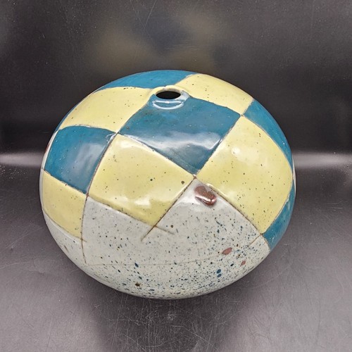 Modernist geometric small - geometric,