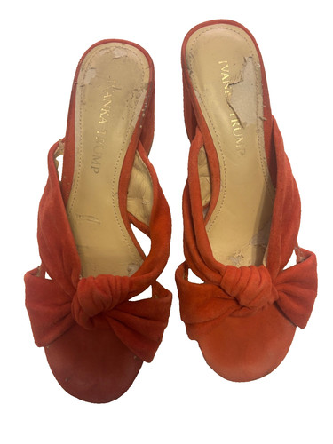 Ivanka trump red block - red, 2.5”