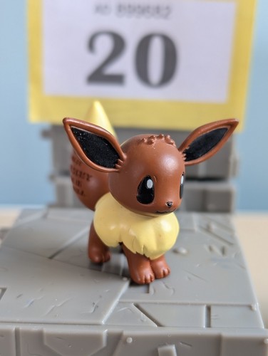Pokémon eevee tomy figure - eevee,