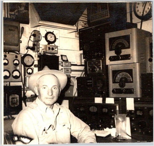 1940s elderly ham - 1940s, radio