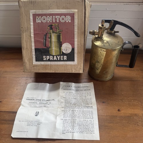 Vintage brass garden - sprayer,