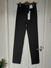 BNWT M&S Black High Rise Magic Jeans – UK 8 Long, Sculpting Straight Leg