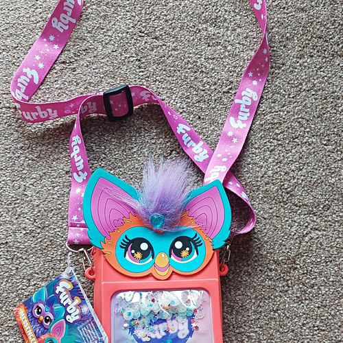 Furby girls small messenger - furby,