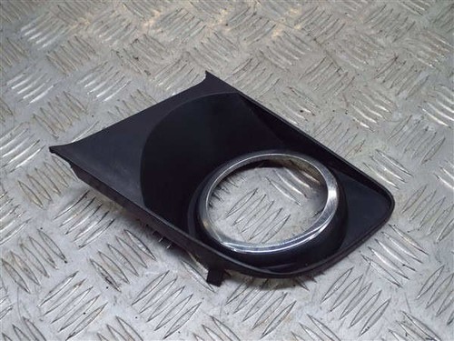 Left front fog light trim - left,