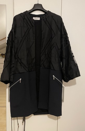 Amanda wakeley coat size - ,