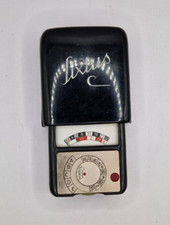 GOSSEN SIXTUS FOR LEICA SELENIUM LIGHT METER NO BATTERY REQUIRED.