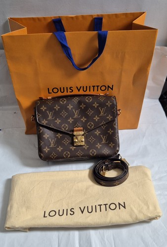 Louis vuitton bag pochette - vuitton,