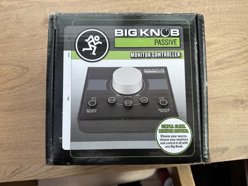 Mackie big knob passive and - big,