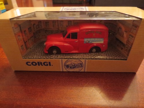 Corgi classics morris - classics, 1:43