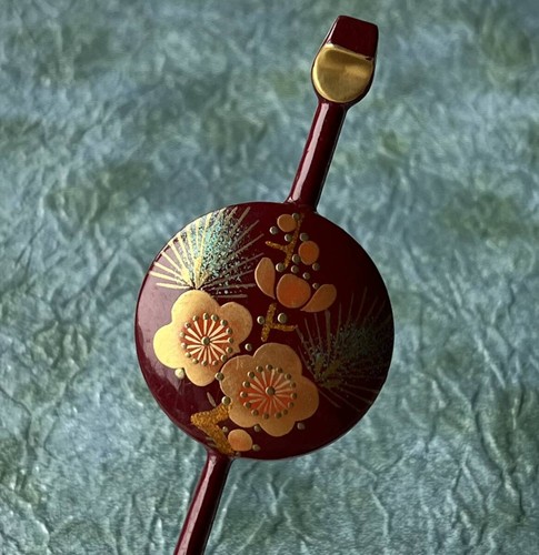 Japanese kanzashi lacquer pine - kanzashi,