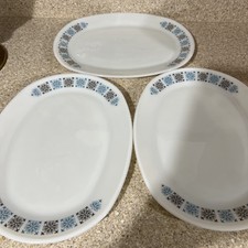 3 Vintage Pyrex JAJ Chelsea
