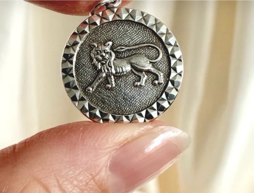 Vintage silver leo - vintage,