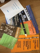 Aulos Recorder 205E Descant With Case And  Books