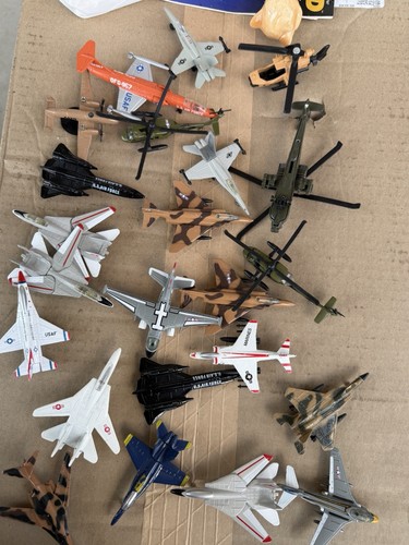 Vintage small diecast metal - vintage,