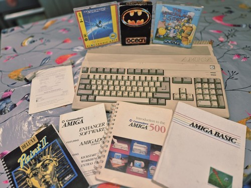 Commodore amiga 500 batman - commodore,