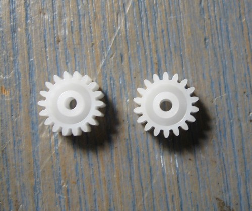 18t plastic spur gear - 0.5m,