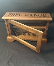 Lovely contemporary hand made Wooden FREE RANGE EGGS Box. Ideal for the Kitchen!