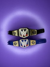 WWE WORLD universal HEAVYWEIGHT CHAMPIONSHIP BELT MATTEL WRESTLING FIGURE x 2