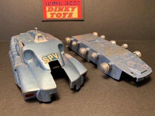 Dinky 104 captain scarlet spv - dinky,