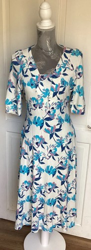 Gorgeous blue white floral - blue, &