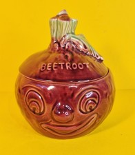 SylvaC Beetroot Pot Vintage