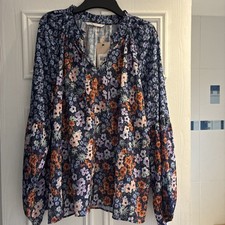 Lovely Ladies Blouse NEW Size