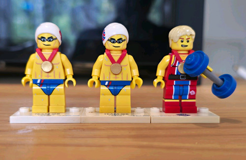 Lego minifigures team 2012 - lego, gb