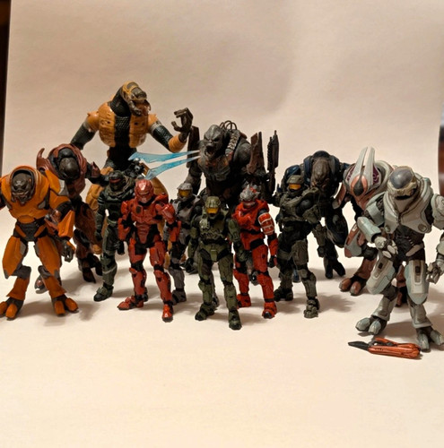 Rare halo figure - rare,