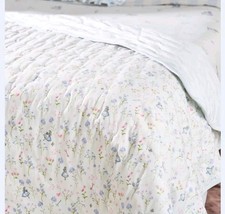 Alice In Wonderland Throw 127