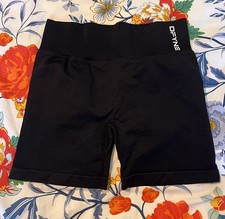 DFYNE Scrunch Bum shorts  Size