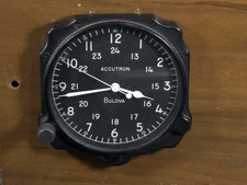 RARE  BULOVA ACCUTRON Cockpit Panel Desk Mantel Aviation Award Clock 214 N1 1971