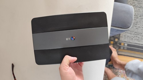 Smart hub wireles - bt,
