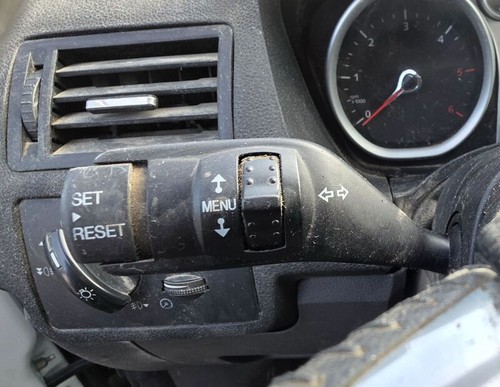 1362587 turn signals control