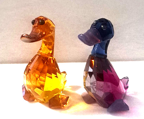 Swarovski crystal figurine - figurine,
