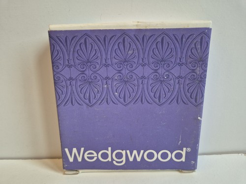 Wedgwood jasper round - , sweet