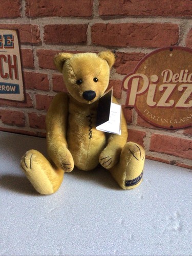 One kind artist bear - one, a