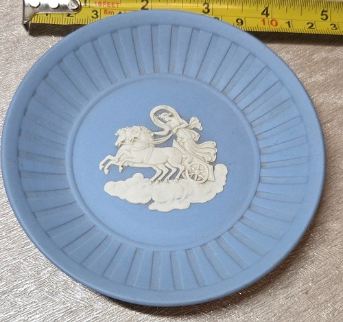 Wedgwood blue jasperware - blue,