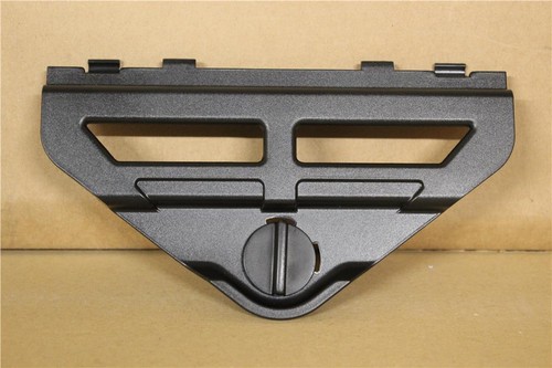 Retainer for warning triangle - for,