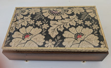 VINTAGE WOODEN HANDCRAFTED SWISS THORENS MUSICAL BOX